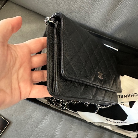 Chanel Wallet on Chain - Picture 7 of 16